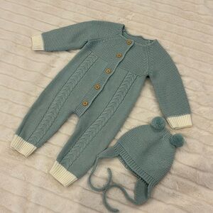 18M knit sweater suit with matching cap